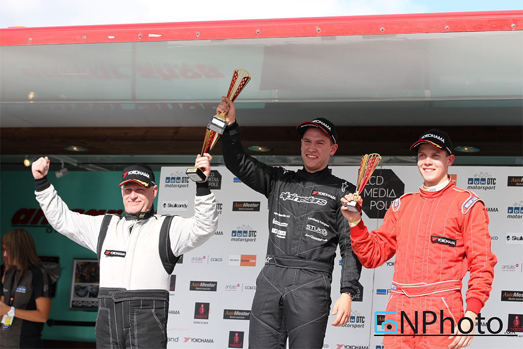 Podiet efter heat 2 – Andreas Top Jensen foran Carsten Rasmussen og Niklas Voetmann
(Foto: CNPhoto.dk)